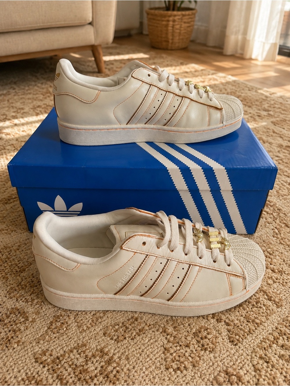 Adidas Women’s Superstar II W Shoes JS1379 Size 10 Off White Gold Metallic NWT